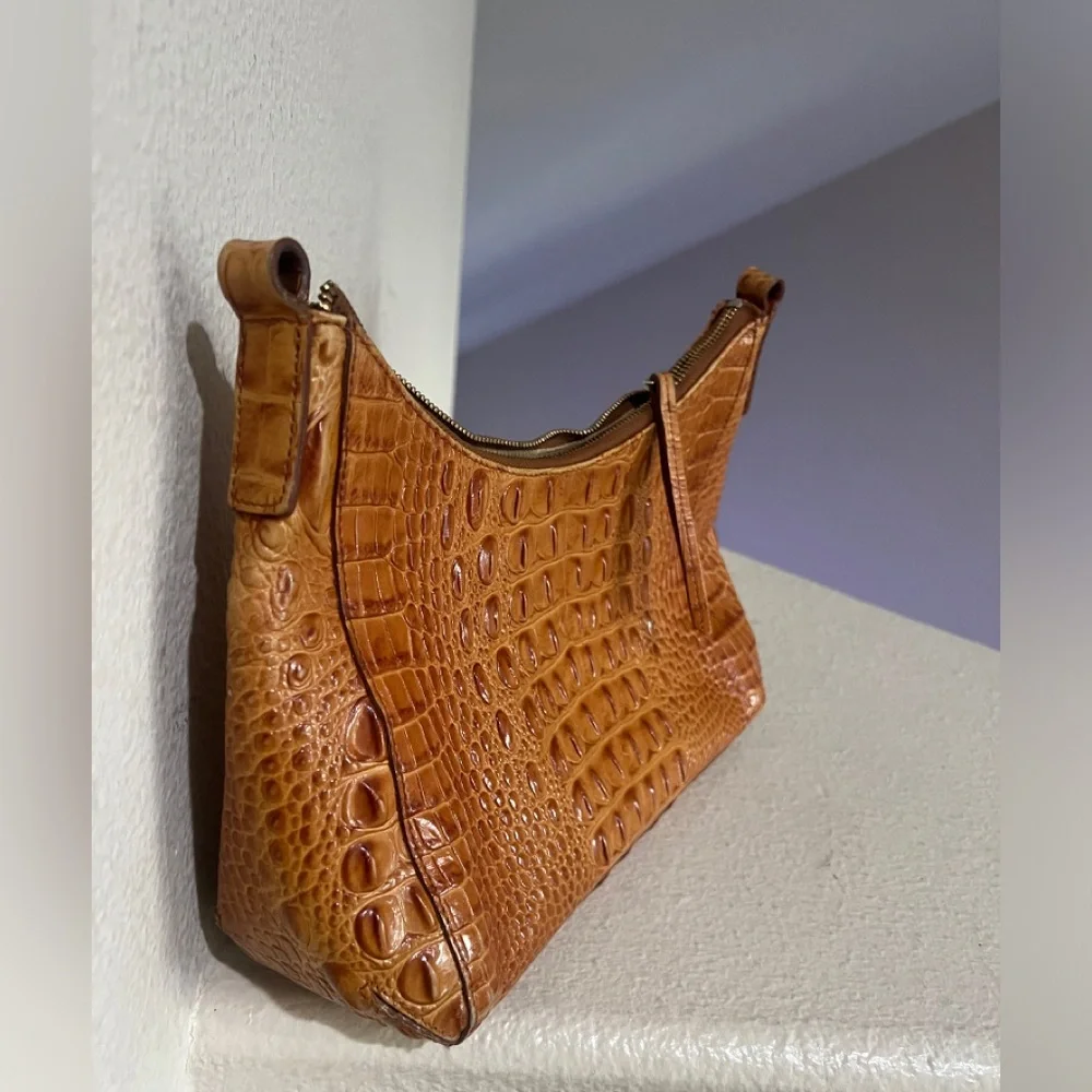 - Brahmin Toasted Almond‎ Vintage Alligator Handbag . No strap! NO HANDLE.